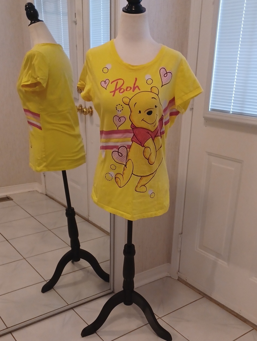 4/$60 Disney Winnie the Pooh Yellow Graphic Tee - Fits Size Medium